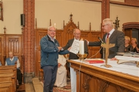 Schenking door Bel Canto aan Stichting Orgelkring Peel en Maas